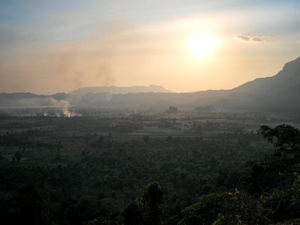 Khong Lor, Laos. Photographie de Jordy Meow, 7/33