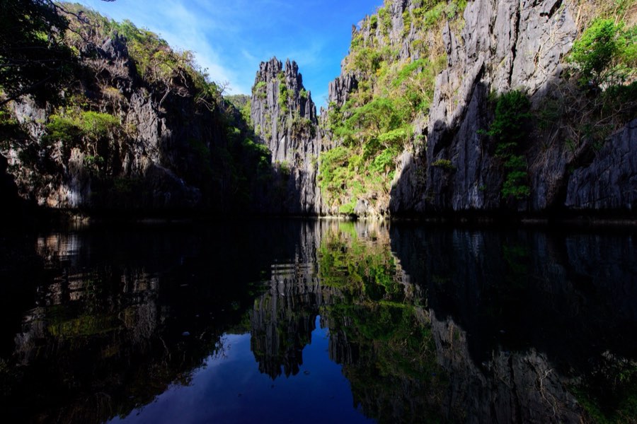 Le Monde, Printemps 2015, Philippines. Photographie de Jordy Meow, 52/64